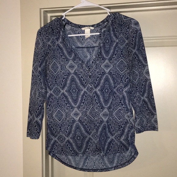 Patterned, quarter length sleeved blouse - Picture 1 of 2